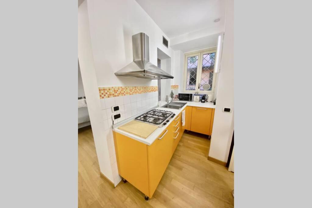 Boutique Apartment In Milano Center: Duomo Scala Екстериор снимка